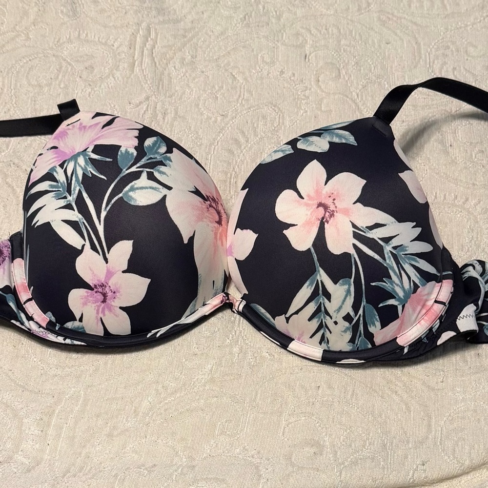 Victoria's Secret PINK Black and Pink Floral Bra